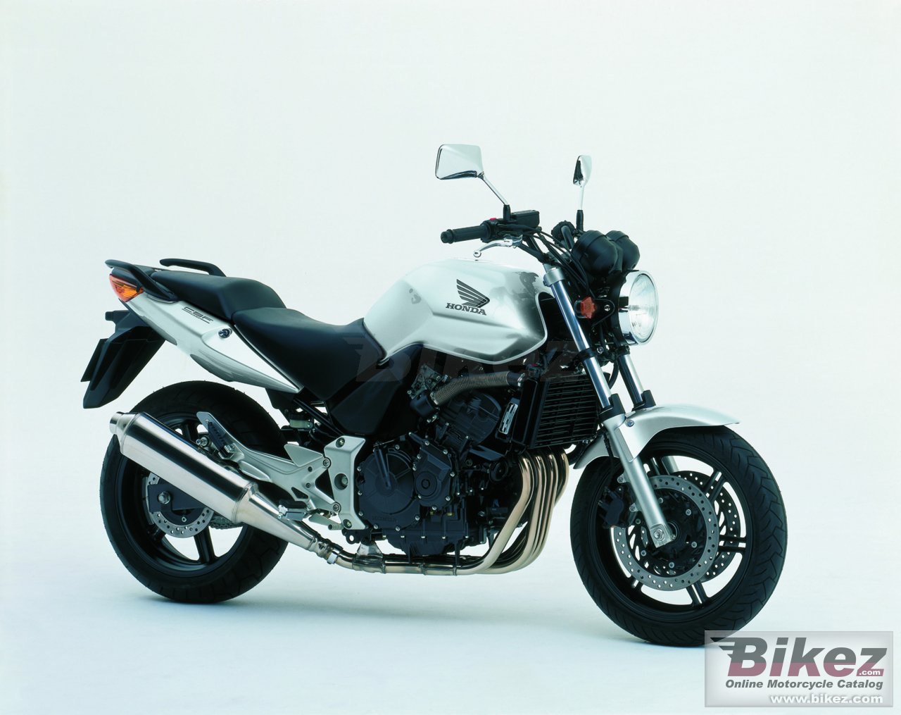 Big  cbf 600 n picture and wallpaper from Bikez.com